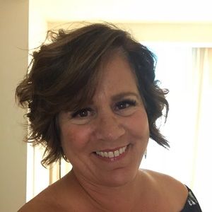 Meet your Posher, Denise